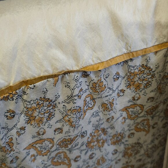 Pottery Barn Queen Bedroom Set - Picture 2 of 4